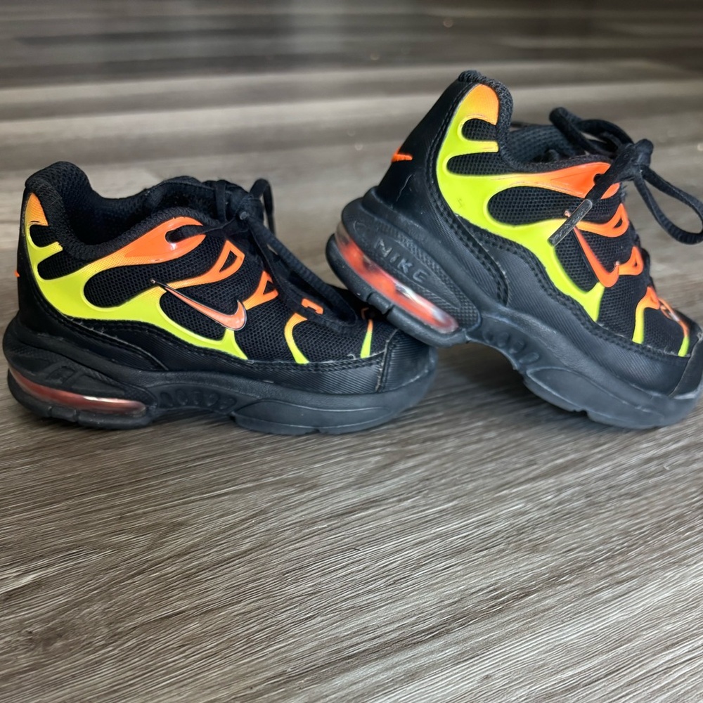 Nike Kids Black and Neon Sneakers